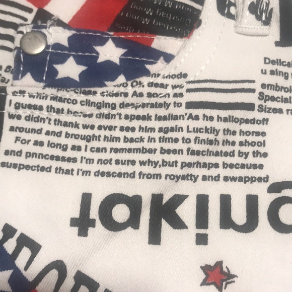 Flag Print Shorts - Picture 13 of 16